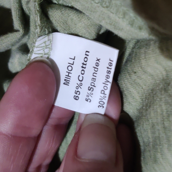 Miholl V-neck Rolled Sleeve Loose Fit Top - Picture 7 of 7